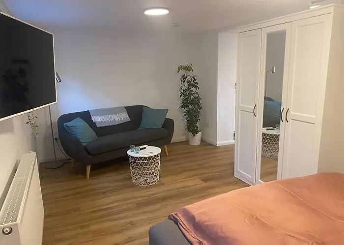Klein Aber Oho! Neues Apartment In Stadt- Und Fuldanaehe
