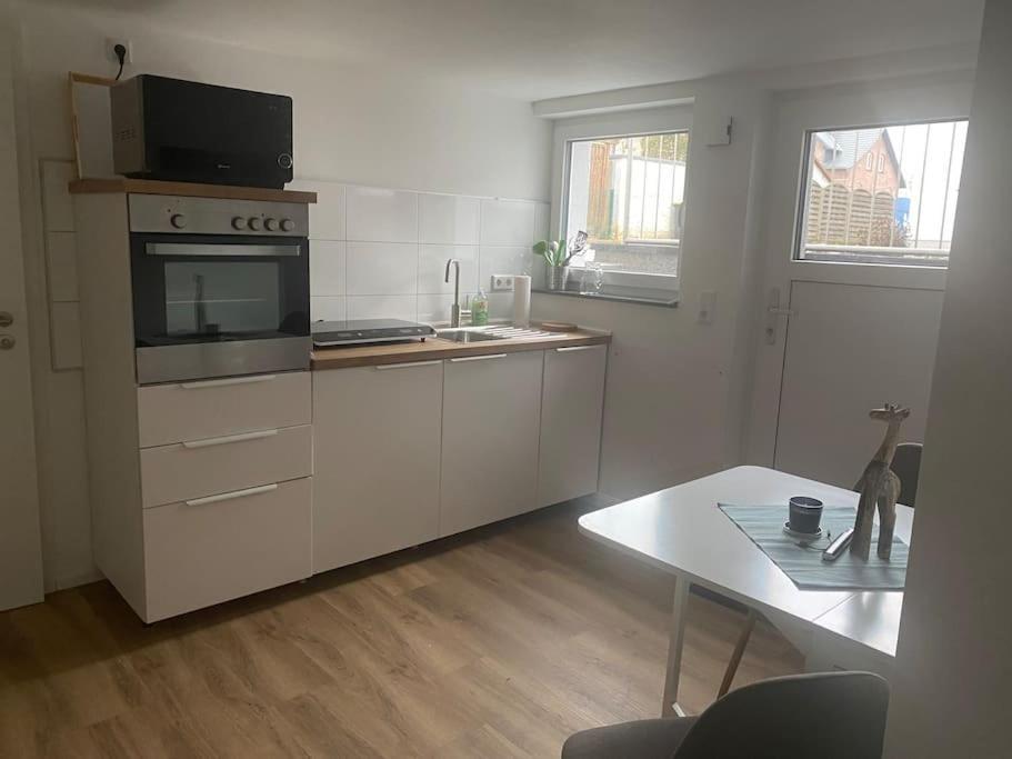 Apartment Klein Aber Oho! Neues In Stadt- Und Fuldanaehe *